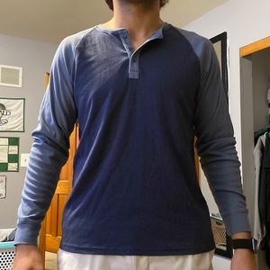 Normal brand mens long sleeve Henley size L